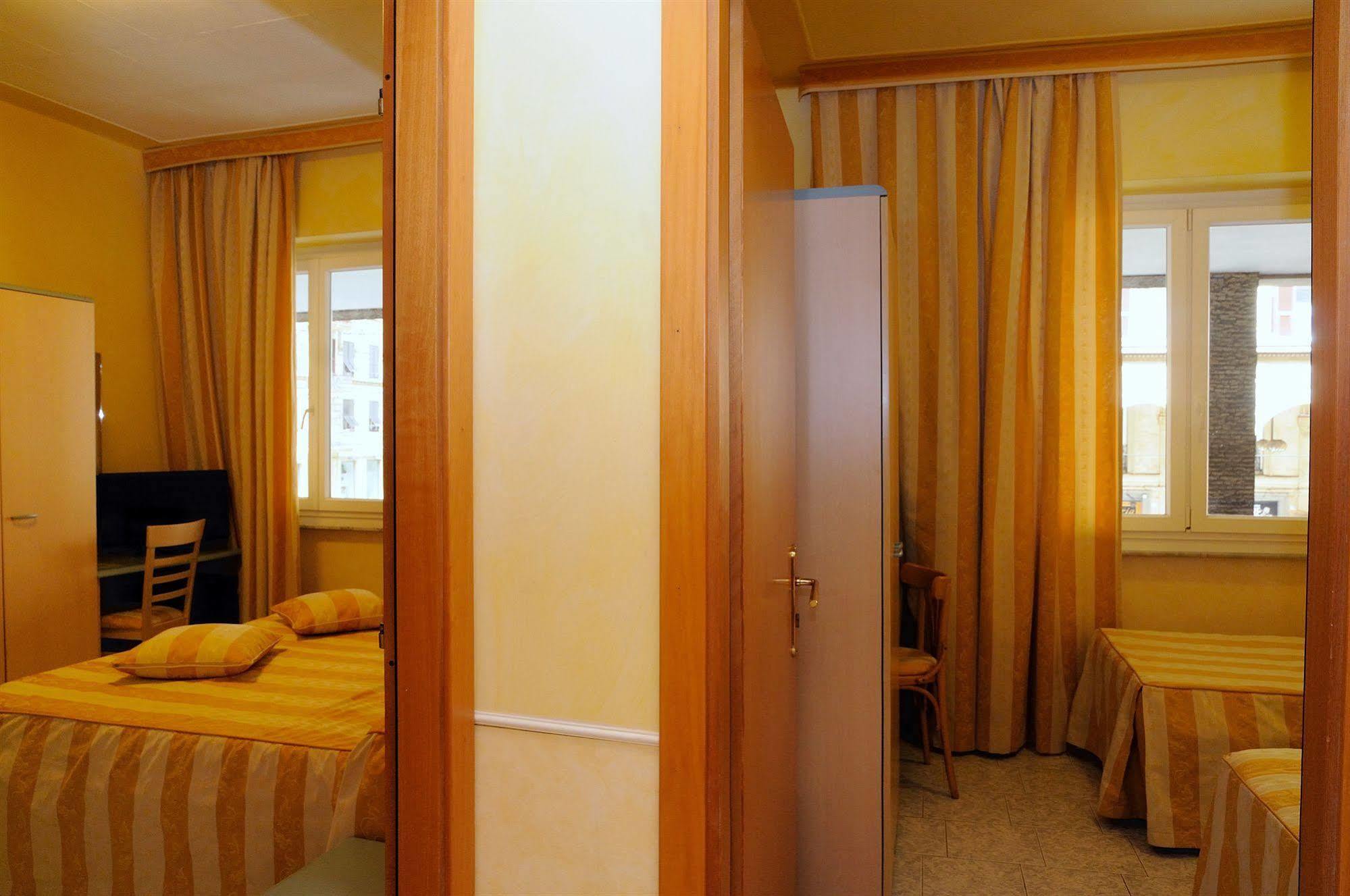 Hotel Corallo La Spezia Exteriör bild